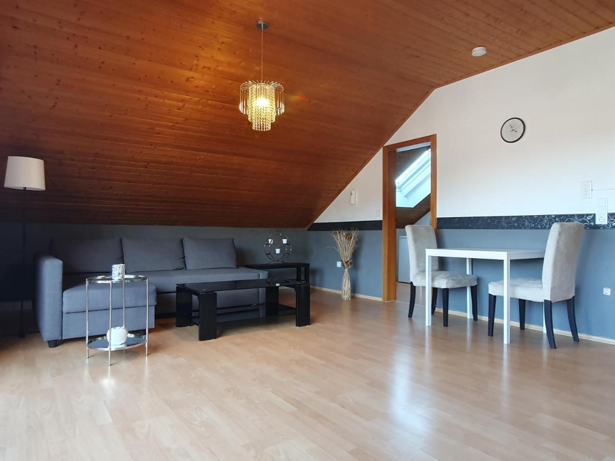 Wohnung Mit Ausblick In Tauberbischofsheim Exteriér fotografie